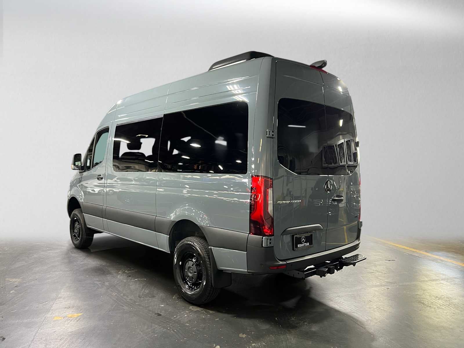 2026 Mercedes-Benz Sprinter Passenger 2500 Standard Roof I4 Diesel HO 144 AWD