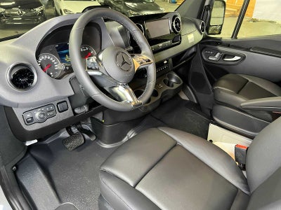 2026 Mercedes-Benz Sprinter Passenger Van 2500 Standard Roof I4 Diesel HO 144 AWD