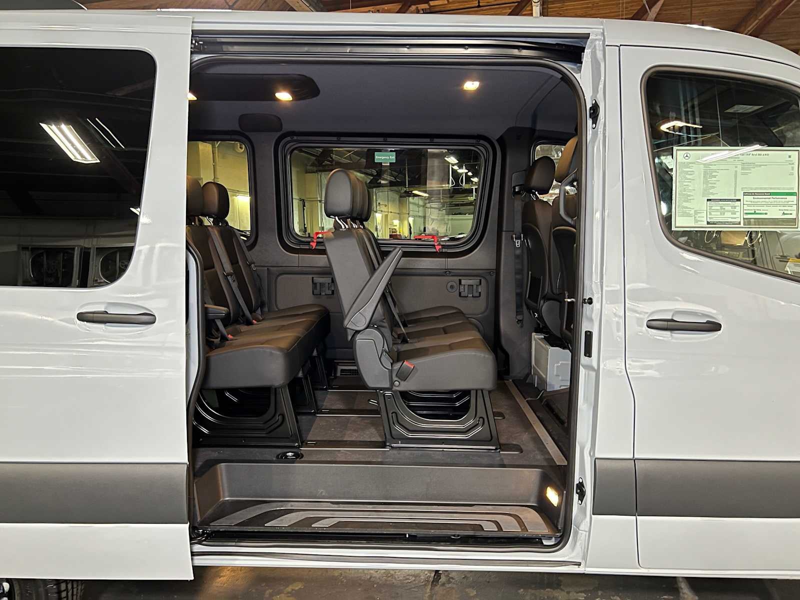 2026 Mercedes-Benz Sprinter Passenger 2500 Standard Roof I4 Diesel HO 144 AWD