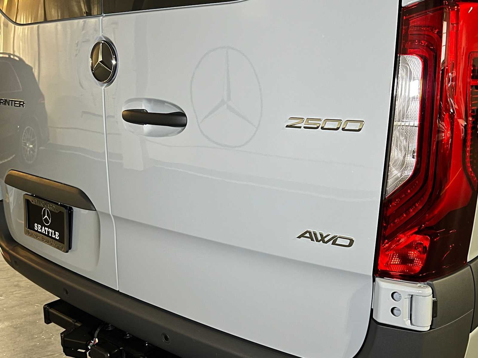 2026 Mercedes-Benz Sprinter Passenger 2500 Standard Roof I4 Diesel HO 144 AWD