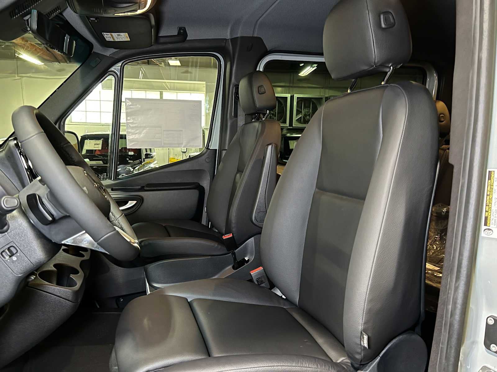 2026 Mercedes-Benz Sprinter Passenger 2500 Standard Roof I4 Diesel HO 144 AWD