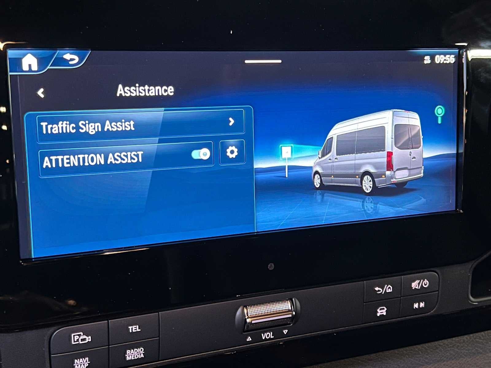2026 Mercedes-Benz Sprinter Passenger 2500 Standard Roof I4 Diesel HO 144 AWD