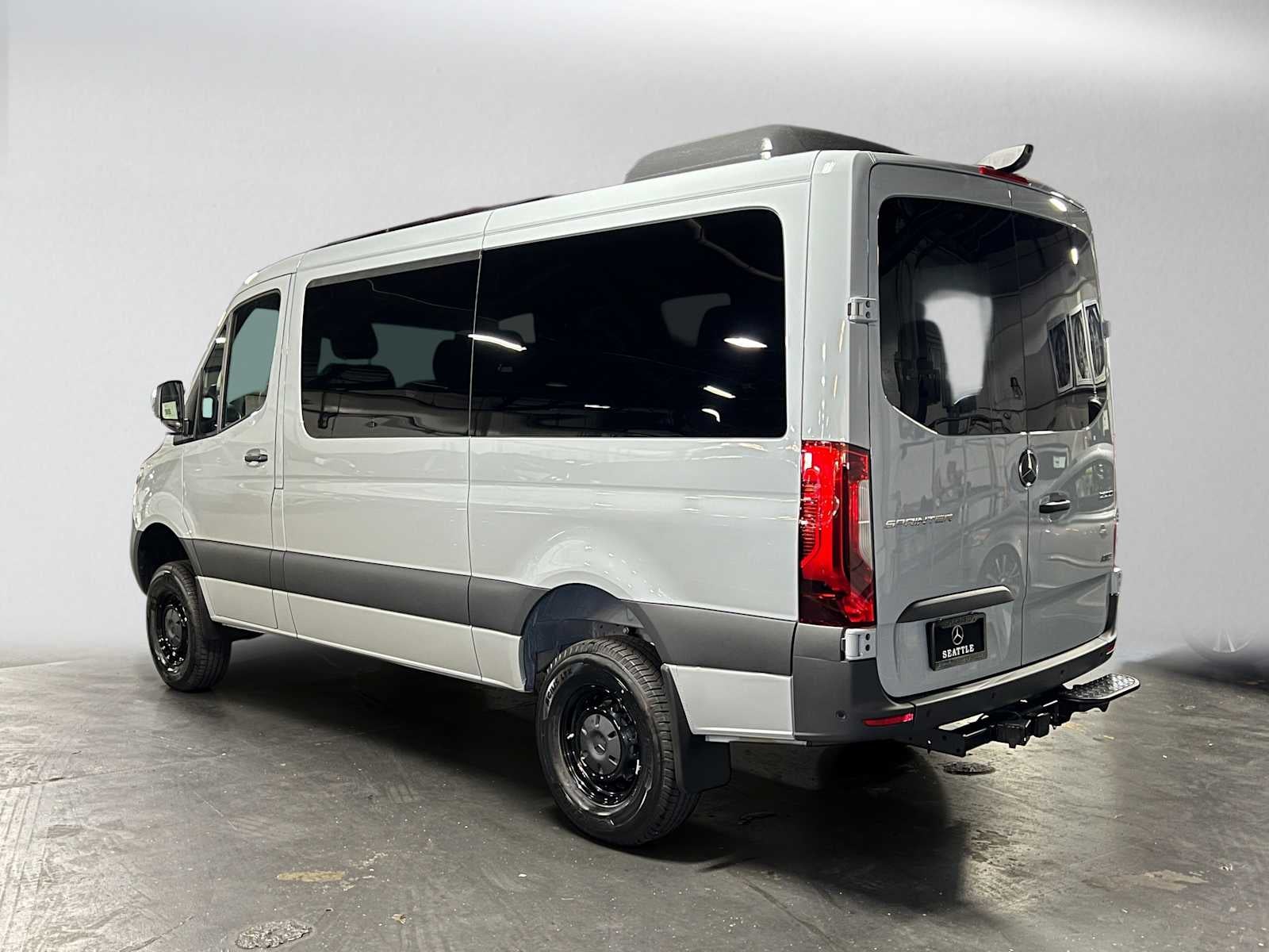 2026 Mercedes-Benz Sprinter Passenger 2500 Standard Roof I4 Diesel HO 144 AWD