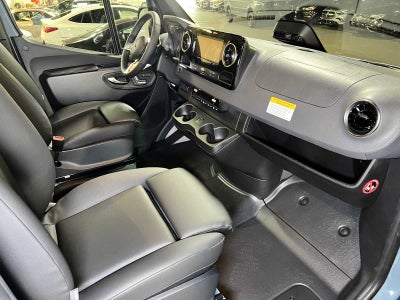 2026 Mercedes-Benz Sprinter Passenger 2500 Standard Roof I4 Diesel HO 144 AWD