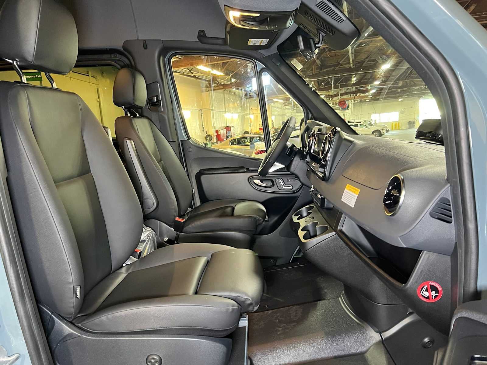 2026 Mercedes-Benz Sprinter Passenger 2500 Standard Roof I4 Diesel HO 144 AWD