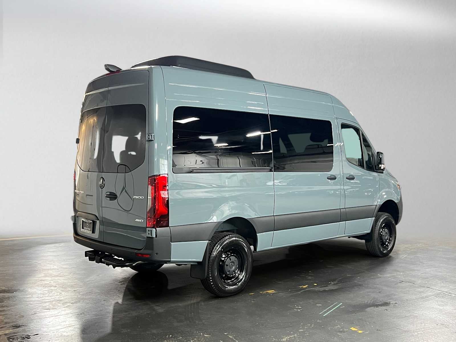 2026 Mercedes-Benz Sprinter Passenger 2500 Standard Roof I4 Diesel HO 144 AWD