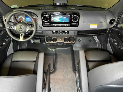 2026 Mercedes-Benz Sprinter Passenger 2500 Standard Roof I4 Diesel HO 144 AWD