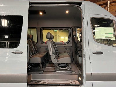 2026 Mercedes-Benz Sprinter Passenger Van 2500 Standard Roof I4 Diesel HO 144 AWD