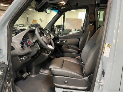 2026 Mercedes-Benz Sprinter Passenger Van 2500 Standard Roof I4 Diesel HO 144 AWD