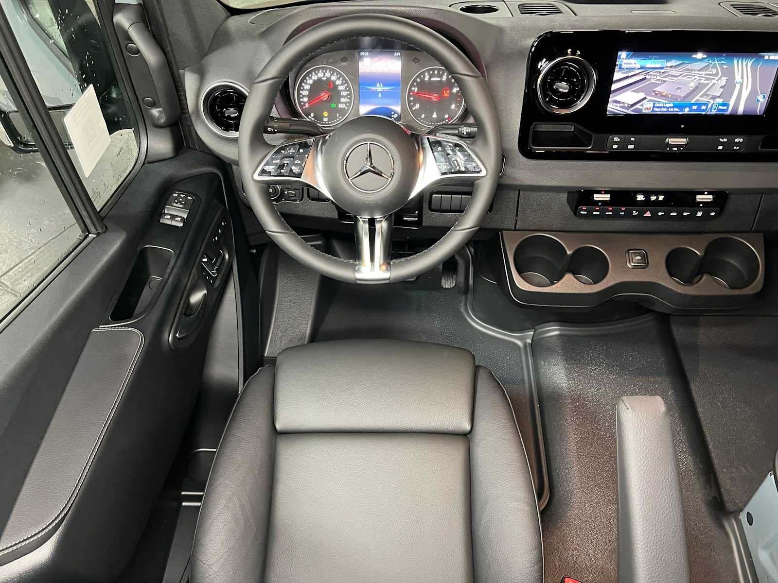 2026 Mercedes-Benz Sprinter Passenger Van 2500 Standard Roof I4 Diesel HO 144 AWD