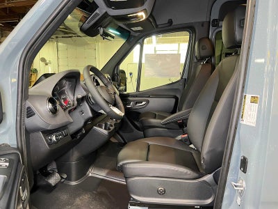 2026 Mercedes-Benz Sprinter Passenger Van 2500 Standard Roof I4 Diesel HO 144 AWD