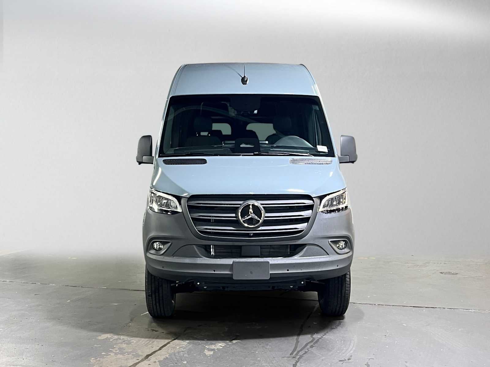2026 Mercedes-Benz Sprinter Passenger Van 2500 Standard Roof I4 Diesel HO 144 AWD
