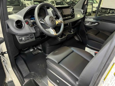 2026 Mercedes-Benz Sprinter Passenger 2500 Standard Roof I4 Diesel HO 144 AWD
