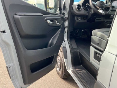 2026 Mercedes-Benz Sprinter Passenger 2500 Standard Roof I4 Diesel HO 144 AWD