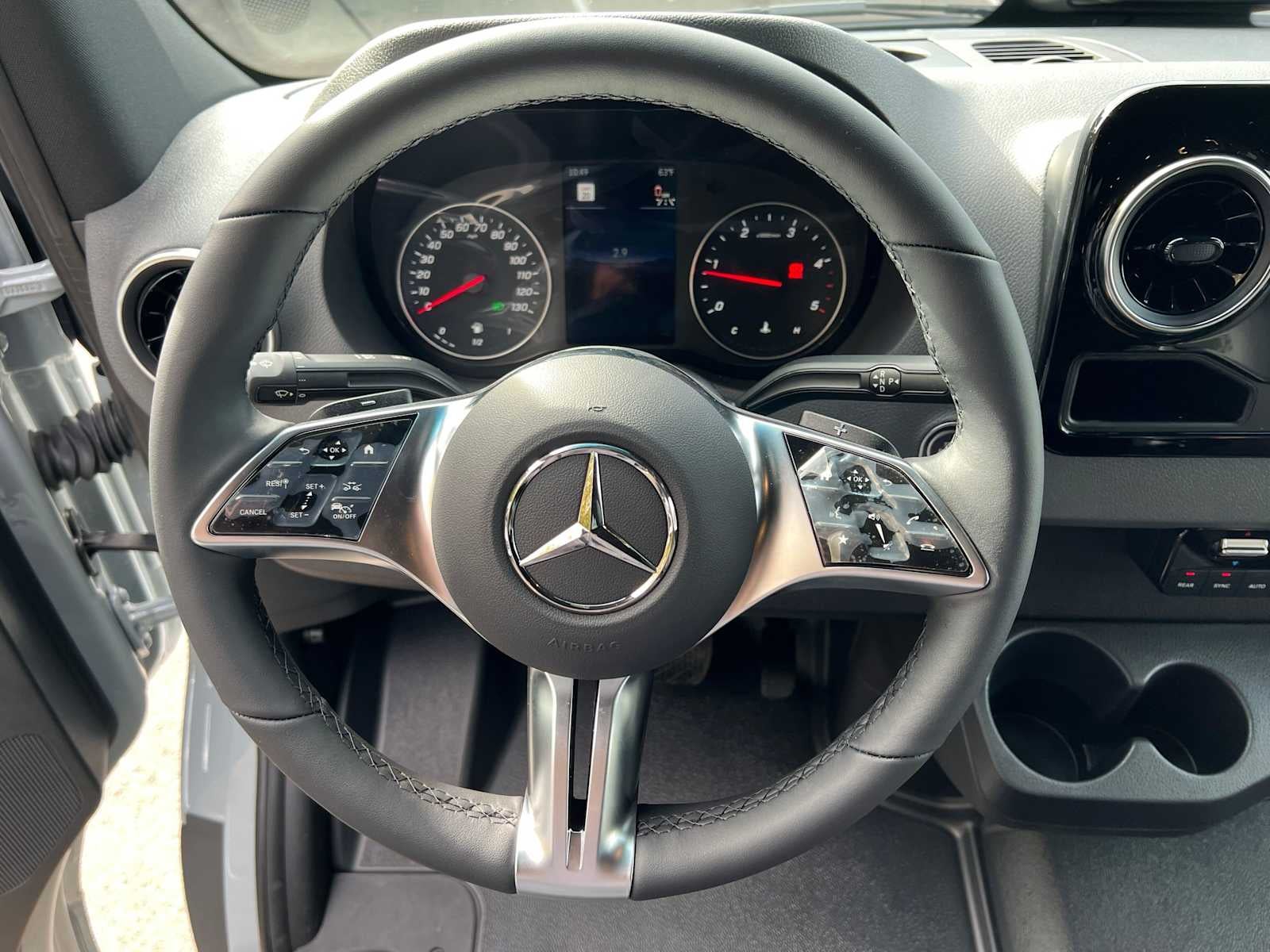 2026 Mercedes-Benz Sprinter Passenger 2500 Standard Roof I4 Diesel HO 144 AWD