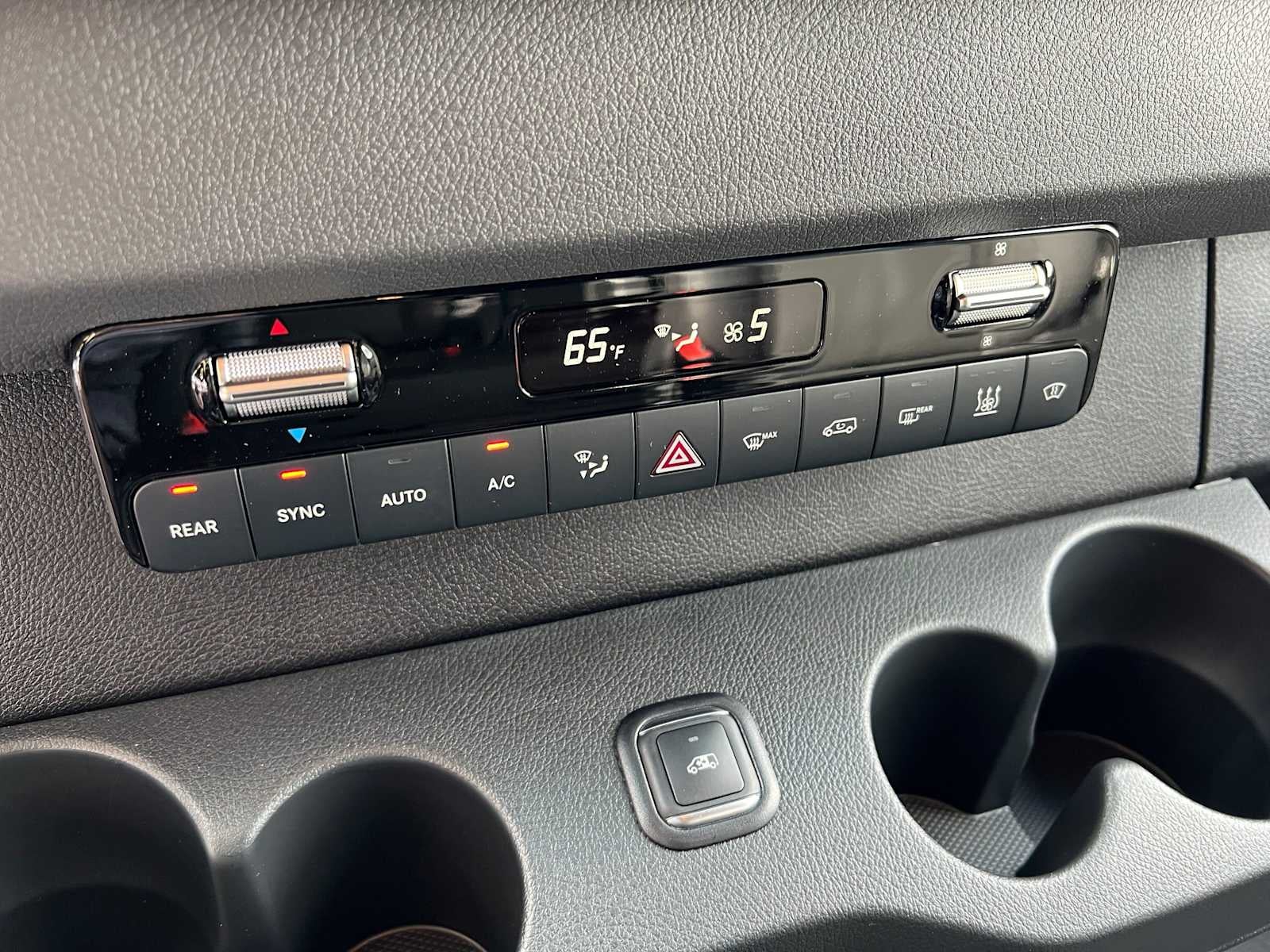 2026 Mercedes-Benz Sprinter Passenger 2500 Standard Roof I4 Diesel HO 144 AWD