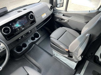 2026 Mercedes-Benz Sprinter Passenger 2500 Standard Roof I4 Diesel HO 144 AWD