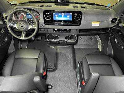 2026 Mercedes-Benz Sprinter Passenger 2500 Standard Roof I4 Diesel HO 144 AWD
