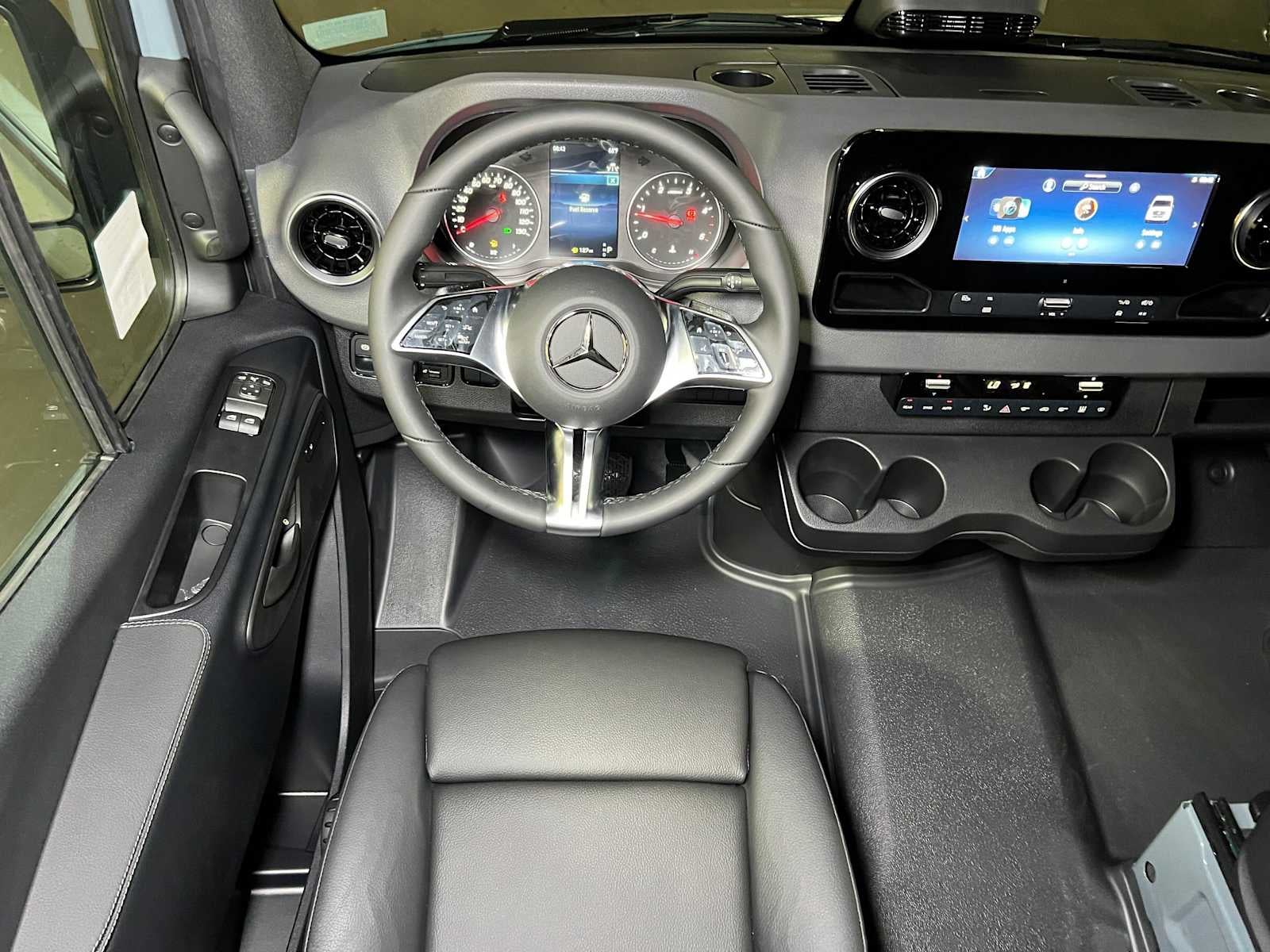 2026 Mercedes-Benz Sprinter Passenger 2500 Standard Roof I4 Diesel HO 144 AWD