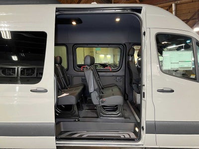 2026 Mercedes-Benz Sprinter Passenger Van 2500 Standard Roof I4 Diesel HO 144 AWD