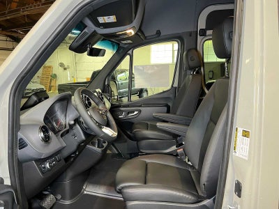 2026 Mercedes-Benz Sprinter Passenger Van 2500 Standard Roof I4 Diesel HO 144 AWD