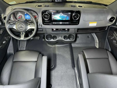 2026 Mercedes-Benz Sprinter Passenger Van 2500 Standard Roof I4 Diesel HO 144 AWD