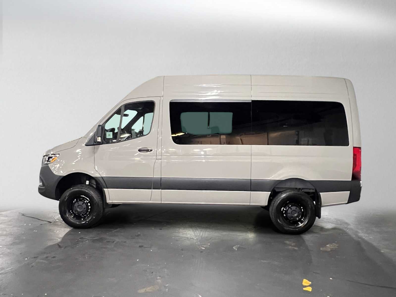 2026 Mercedes-Benz Sprinter Passenger Van 2500 Standard Roof I4 Diesel HO 144 AWD