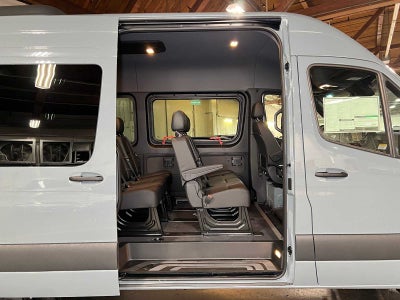 2026 Mercedes-Benz Sprinter Passenger Van 2500 Standard Roof I4 Diesel HO 144 AWD