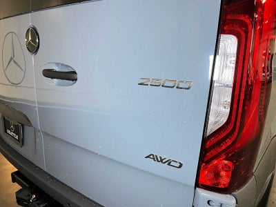 2026 Mercedes-Benz Sprinter Passenger Van 2500 Standard Roof I4 Diesel HO 144 AWD