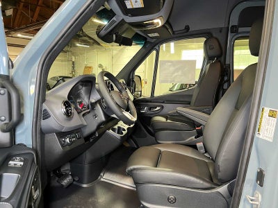 2026 Mercedes-Benz Sprinter Passenger Van 2500 Standard Roof I4 Diesel HO 144 AWD