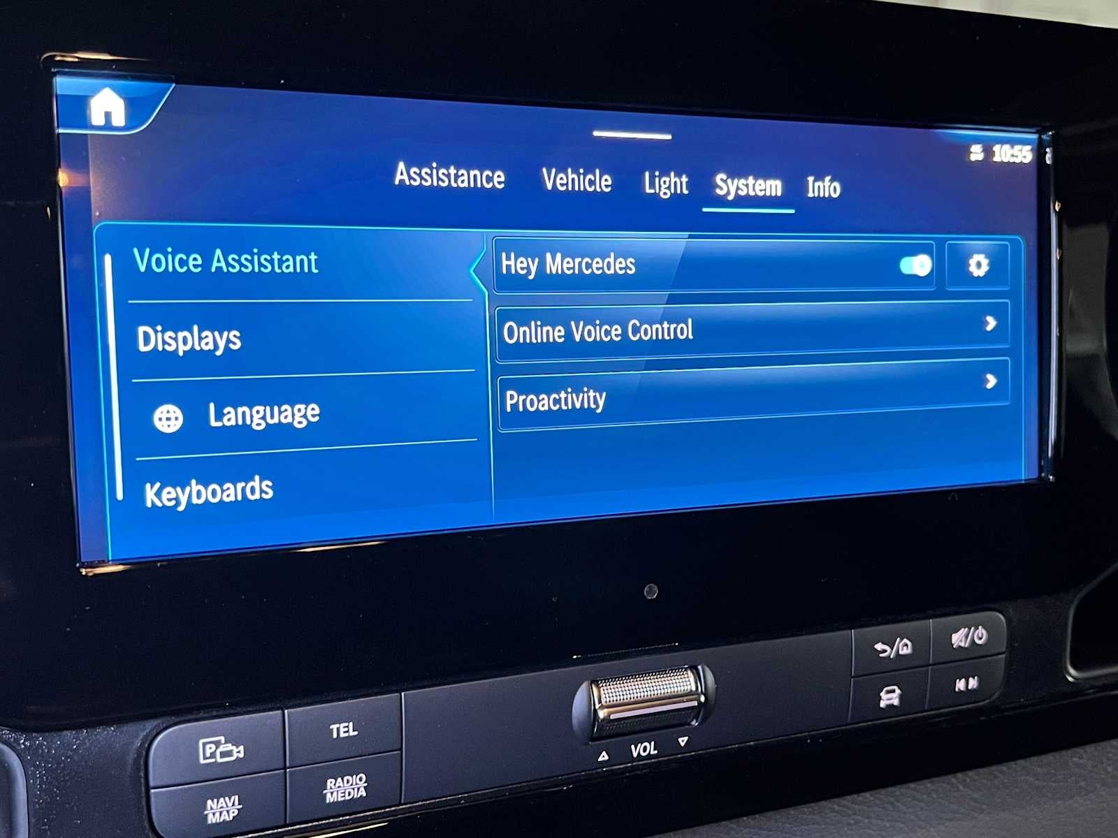 2026 Mercedes-Benz Sprinter Passenger Van 2500 Standard Roof I4 Diesel HO 144 AWD
