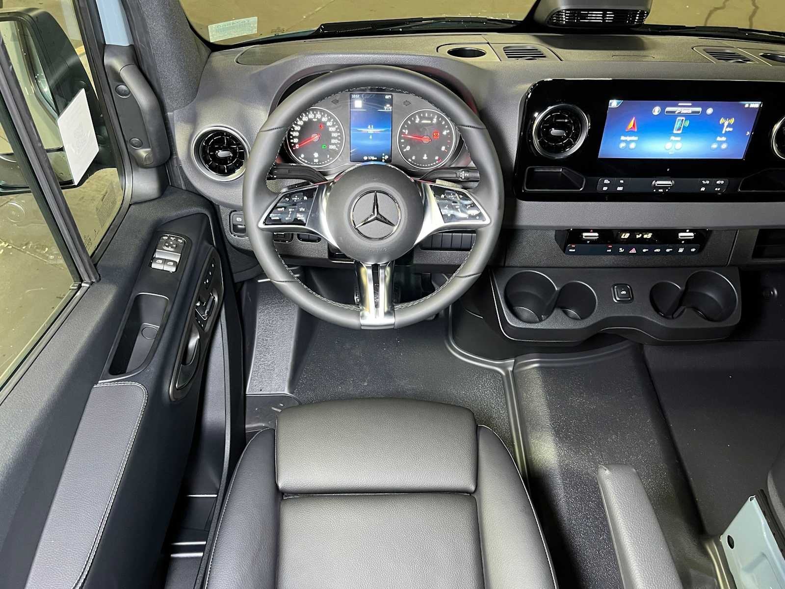 2026 Mercedes-Benz Sprinter Passenger Van 2500 Standard Roof I4 Diesel HO 144 AWD