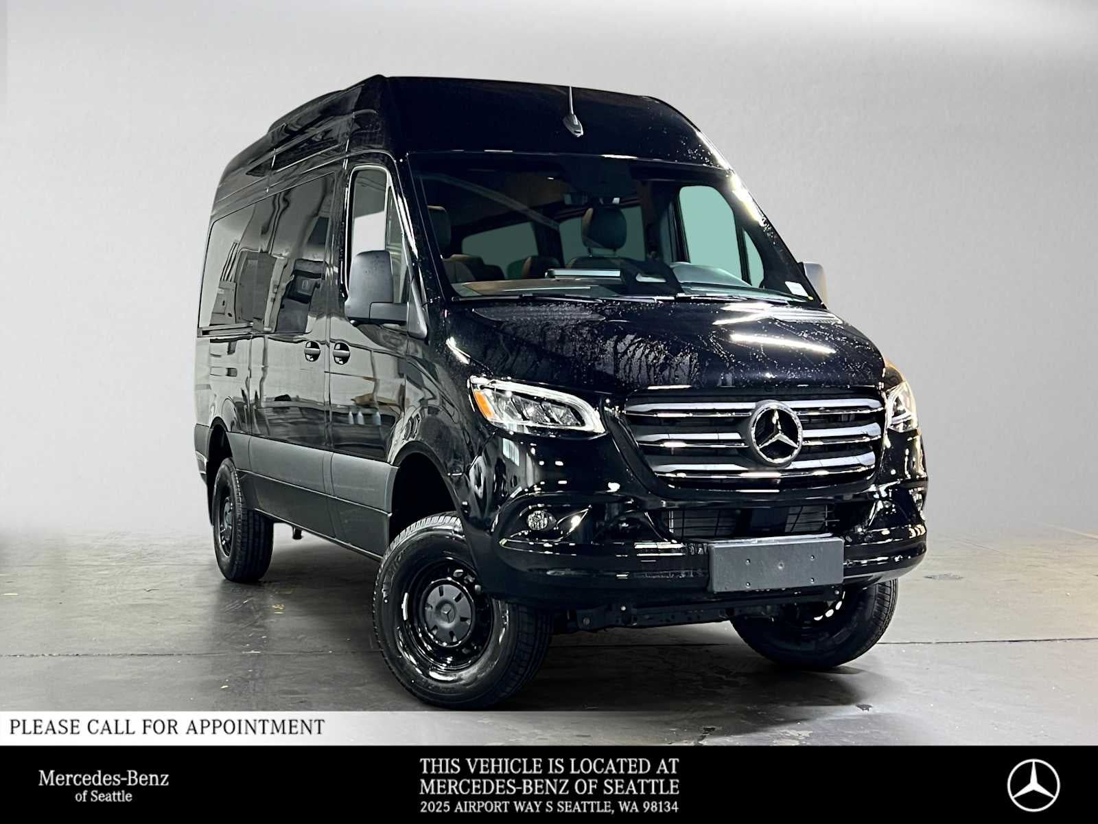 2026 Mercedes-Benz Sprinter Passenger 2500 Standard Roof I4 Diesel HO 144 AWD