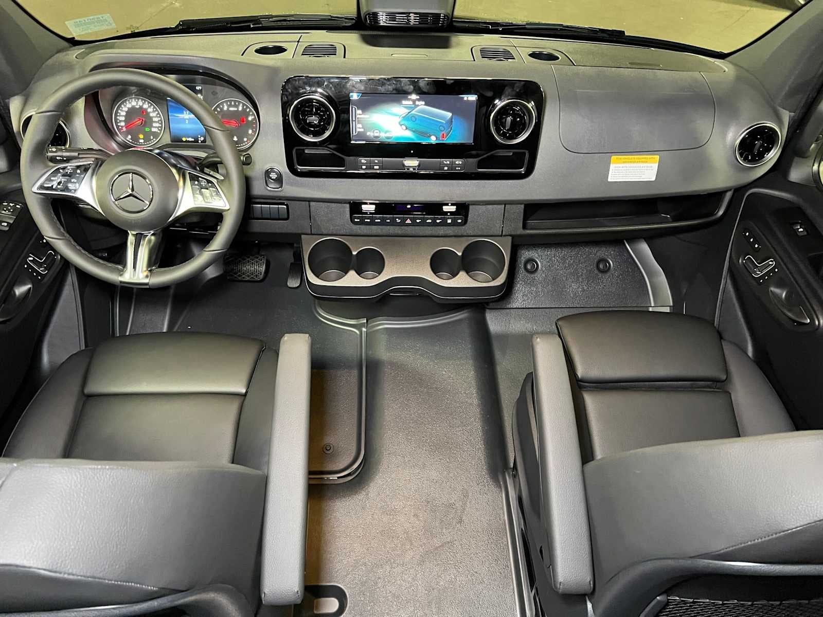 2026 Mercedes-Benz Sprinter Passenger 2500 Standard Roof I4 Diesel HO 144 AWD