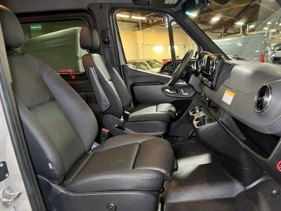 2026 Mercedes-Benz Sprinter Passenger 2500 Standard Roof I4 Diesel HO 144 AWD