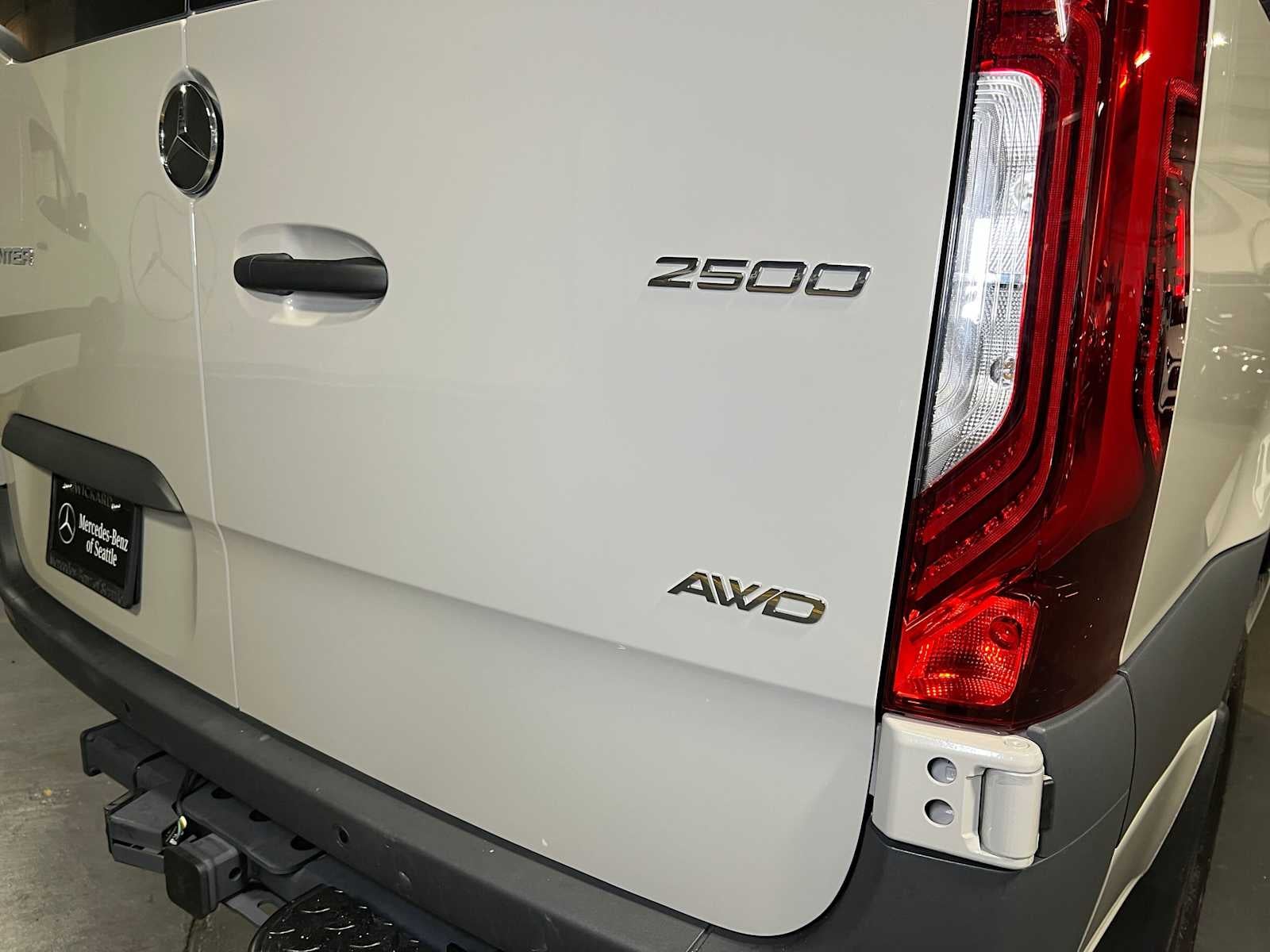 2026 Mercedes-Benz Sprinter Passenger 2500 Standard Roof I4 Diesel HO 144 AWD