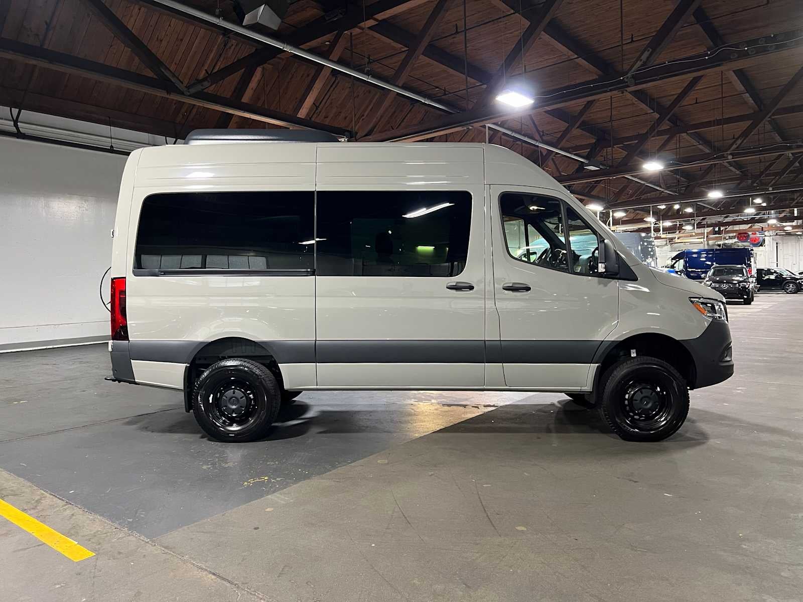 2026 Mercedes-Benz Sprinter Passenger 2500 Standard Roof I4 Diesel HO 144 AWD