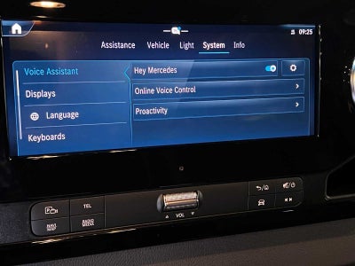 2026 Mercedes-Benz Sprinter Passenger 2500 Standard Roof I4 Diesel HO 144 AWD