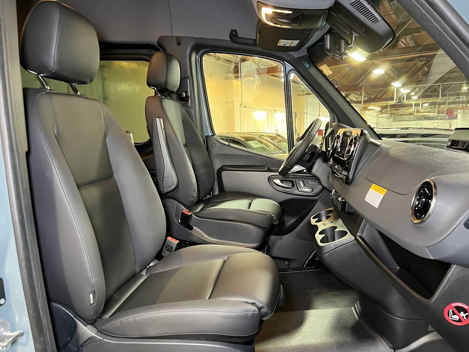 2026 Mercedes-Benz Sprinter Passenger 2500 Standard Roof I4 Diesel HO 144 AWD