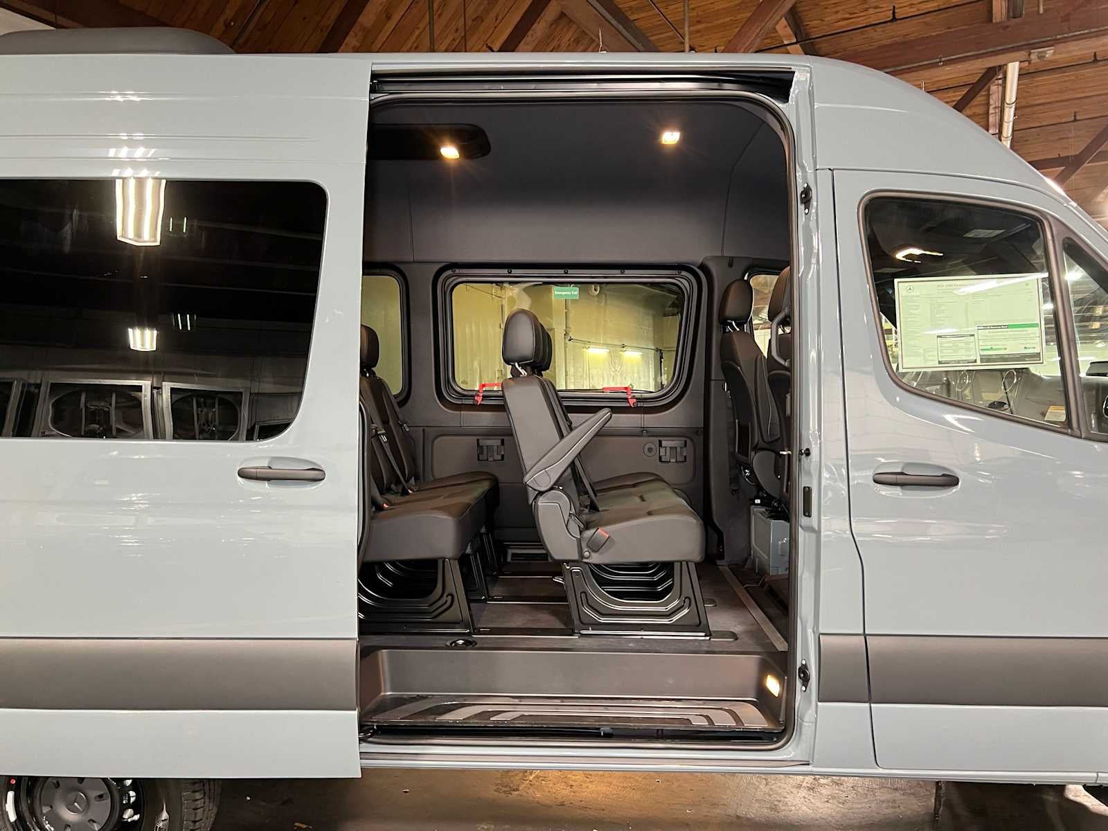 2026 Mercedes-Benz Sprinter Passenger 2500 Standard Roof I4 Diesel HO 144 AWD