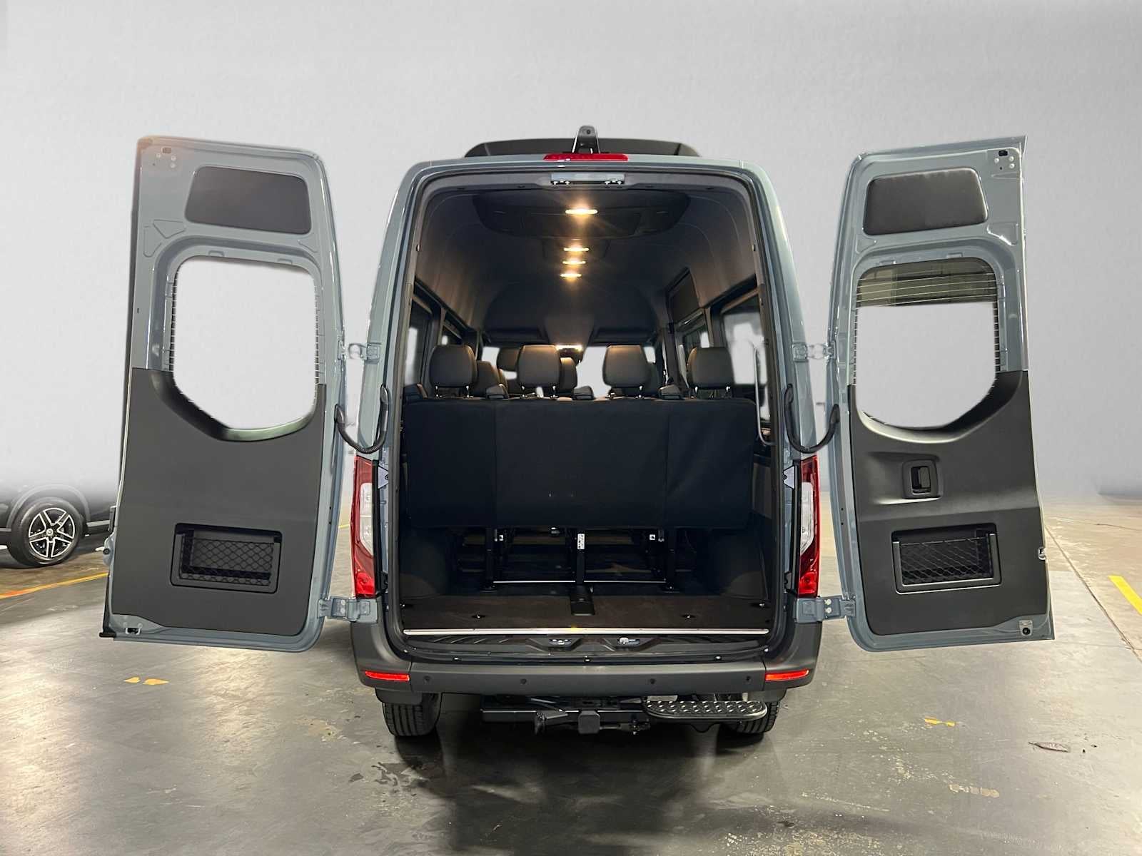 2026 Mercedes-Benz Sprinter Passenger 2500 Standard Roof I4 Diesel HO 144 AWD