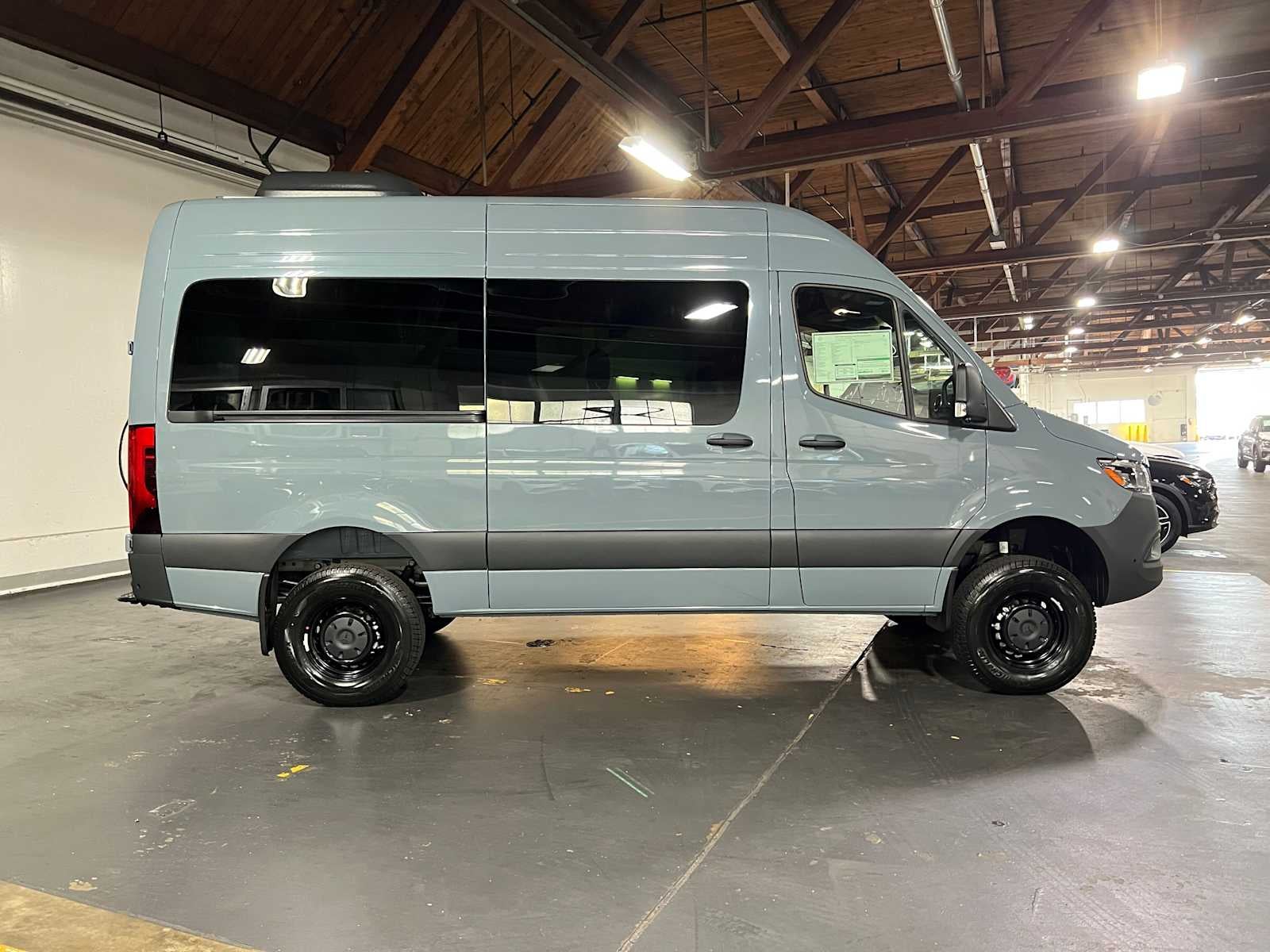 2026 Mercedes-Benz Sprinter Passenger 2500 Standard Roof I4 Diesel HO 144 AWD