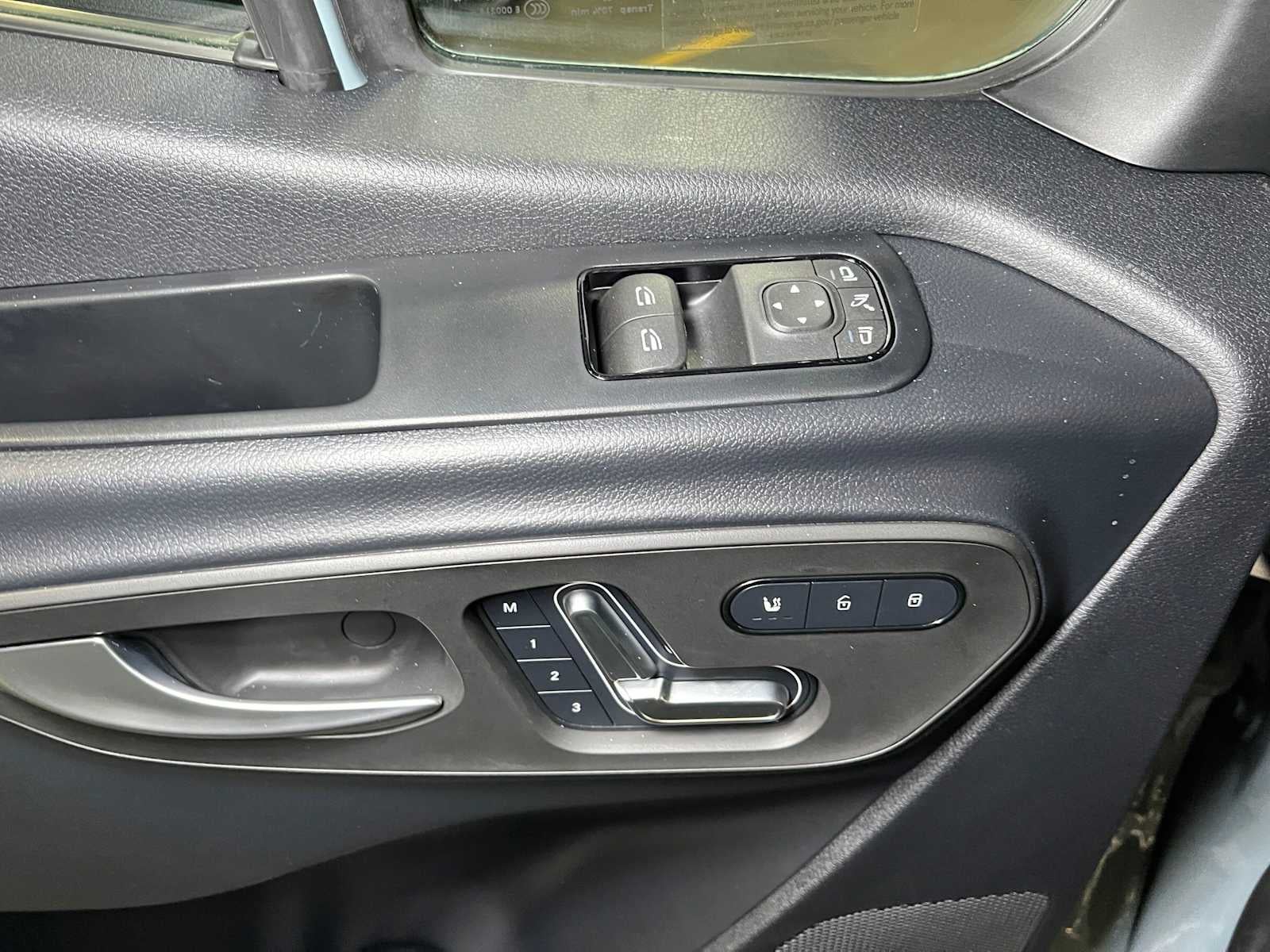 2026 Mercedes-Benz Sprinter Passenger 2500 Standard Roof I4 Diesel HO 144 AWD