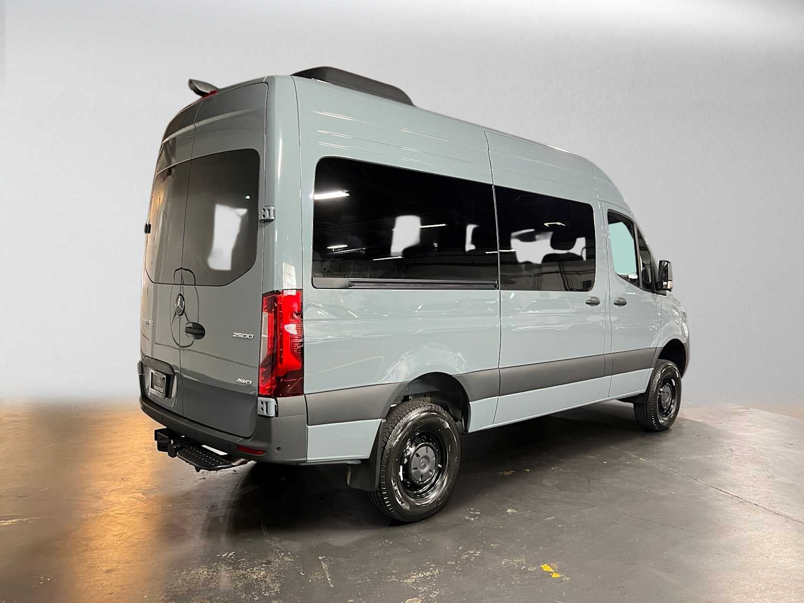 2026 Mercedes-Benz Sprinter Passenger 2500 Standard Roof I4 Diesel HO 144 AWD