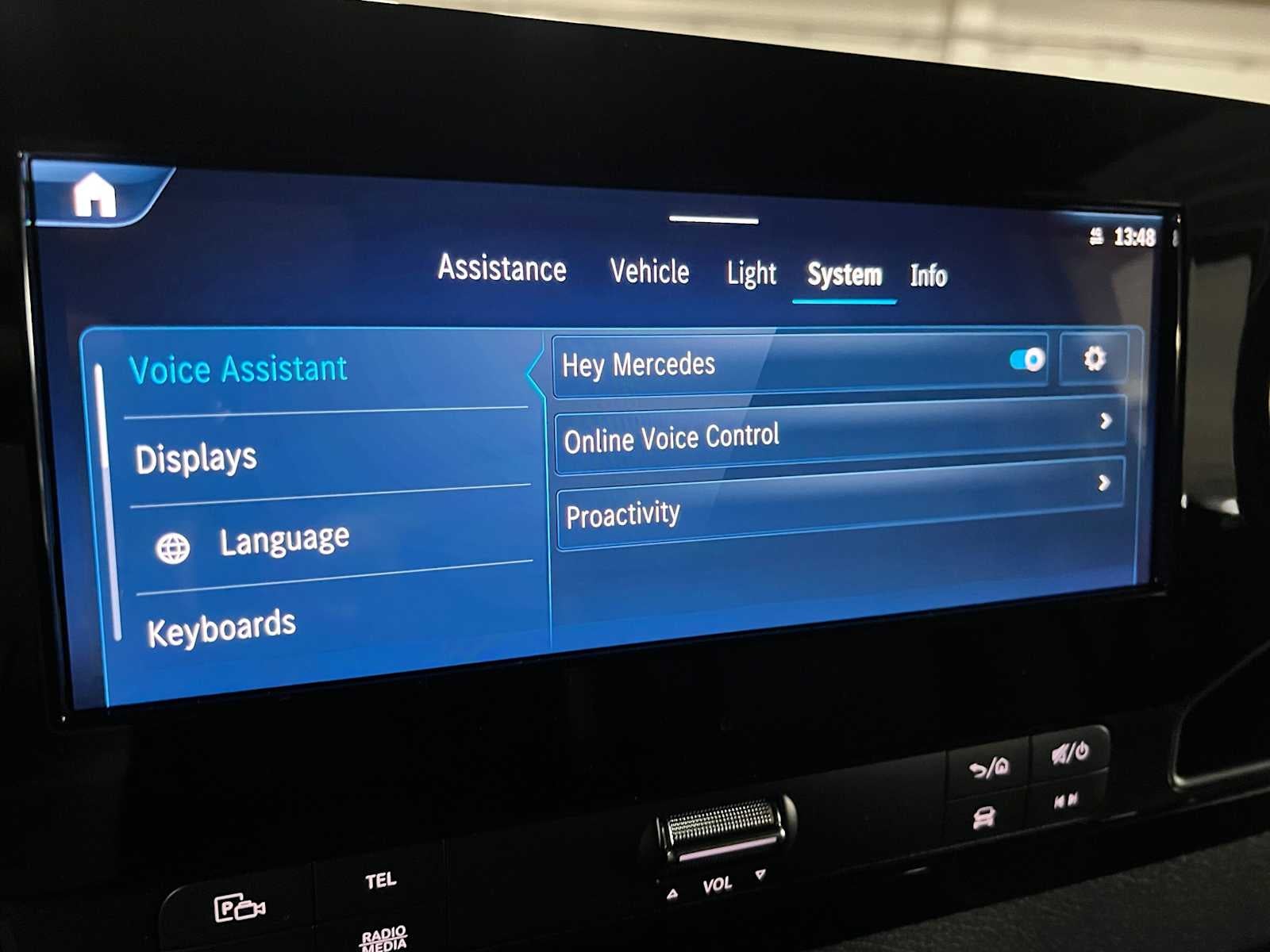 2026 Mercedes-Benz Sprinter Passenger 2500 Standard Roof I4 Diesel HO 144 AWD
