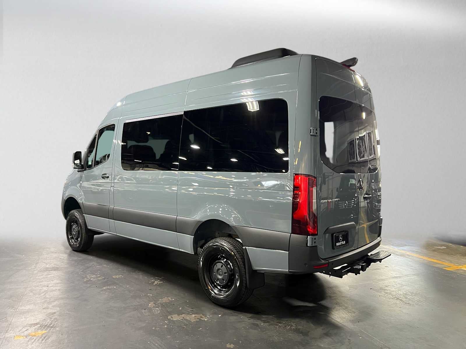 2026 Mercedes-Benz Sprinter Passenger 2500 Standard Roof I4 Diesel HO 144 AWD