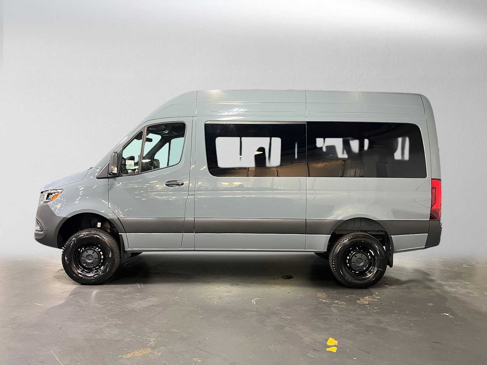 2026 Mercedes-Benz Sprinter Passenger 2500 Standard Roof I4 Diesel HO 144 AWD