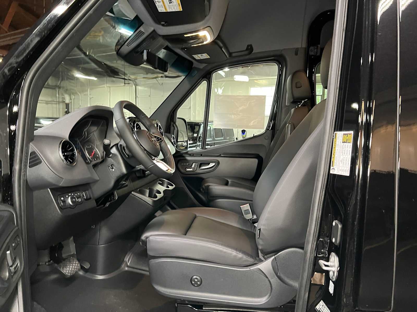 2026 Mercedes-Benz Sprinter Passenger Van 2500 Standard Roof I4 Diesel HO 144 AWD