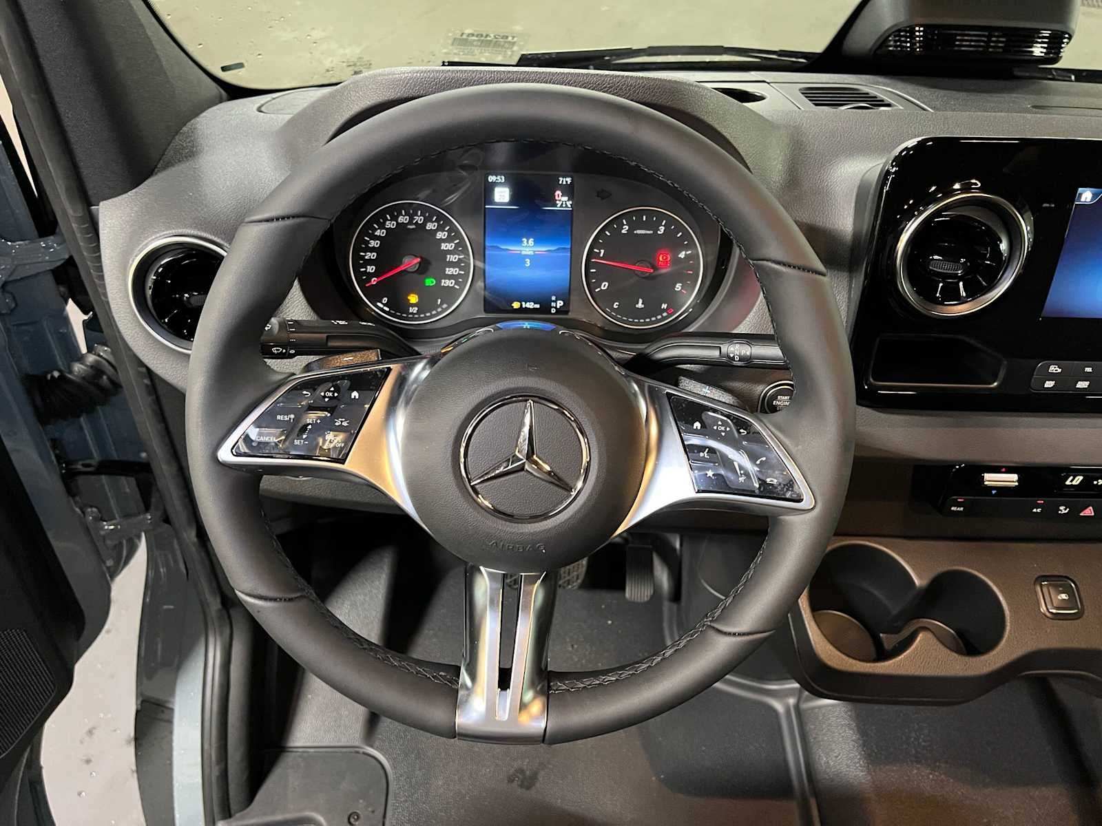 2026 Mercedes-Benz Sprinter Passenger Van 2500 Standard Roof I4 Diesel HO 144 AWD