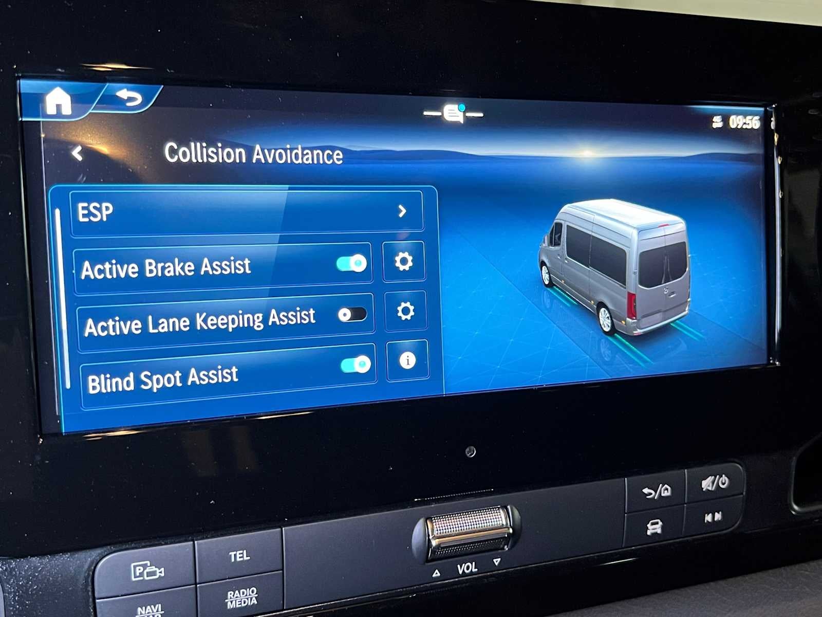 2026 Mercedes-Benz Sprinter Passenger Van 2500 Standard Roof I4 Diesel HO 144 AWD